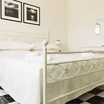 Residenza Il Sole Bed & Breakfast 4*